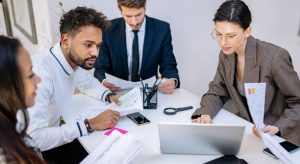 Mengoptimalkan Strategi & Pertumbuhan Bisnis